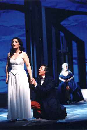 Kirsten Blank als Konstanze mit Edward Randall als Belmonte