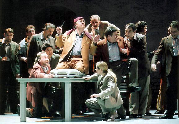 Edward Randall sings "Kleinzack"