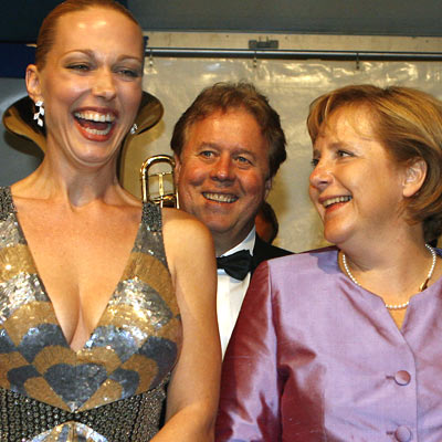 Katharina Wagner, Edward Randall and Angela Merkel at the premiere Meistersinger in Bayreuth 2077