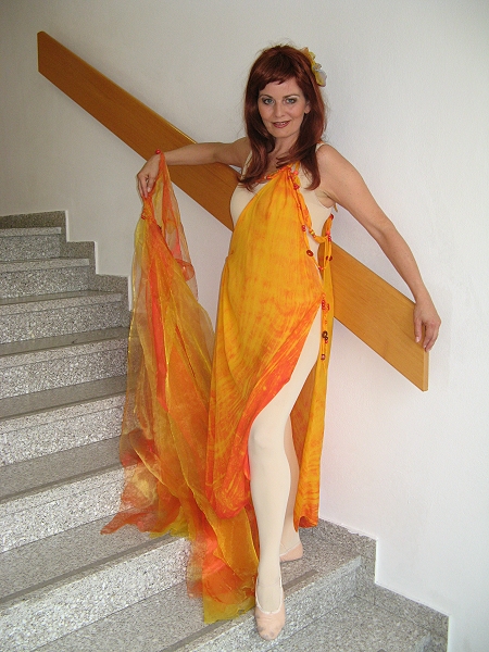 Kerstin Randall als Blumenm�dchen